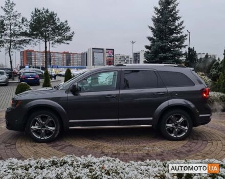 Серый Додж Джорни, объемом двигателя 3.6 л и пробегом 270 тыс. км за 11990 $, фото 3 на Automoto.ua