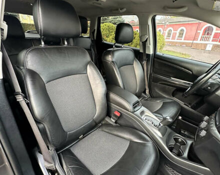 Додж Джорни 2016 в Днепре (Днепропетровске) на Automoto.ua Серый Додж Джорни, объемом двигателя 3.6 л и пробегом 201 тыс. км за 12999 $, фото 22 на Automoto.ua