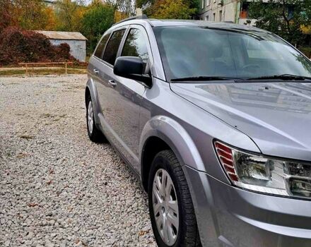 Додж Джорни 2016 в Запорожье на Automoto.ua Серый Додж Джорни, объемом двигателя 2.4 л и пробегом 138 тыс. км за 13500 $, фото 2 на Automoto.ua