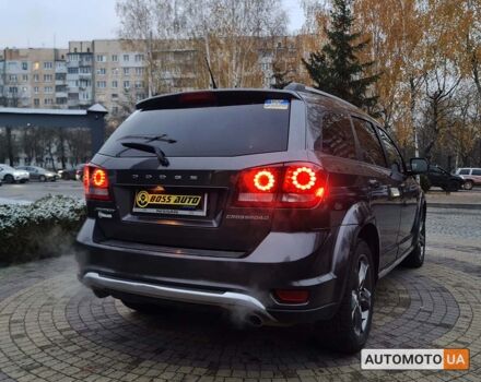 Серый Додж Джорни, объемом двигателя 3.6 л и пробегом 270 тыс. км за 11990 $, фото 6 на Automoto.ua