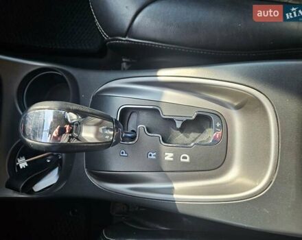 Серый Додж Джорни, объемом двигателя 3.6 л и пробегом 331 тыс. км за 11500 $, фото 12 на Automoto.ua