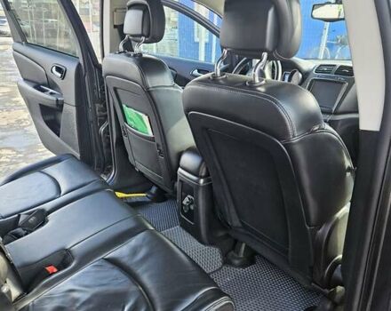 Серый Додж Джорни, объемом двигателя 3.6 л и пробегом 331 тыс. км за 11500 $, фото 6 на Automoto.ua