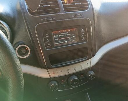 Серый Додж Джорни, объемом двигателя 2.4 л и пробегом 227 тыс. км за 12600 $, фото 7 на Automoto.ua