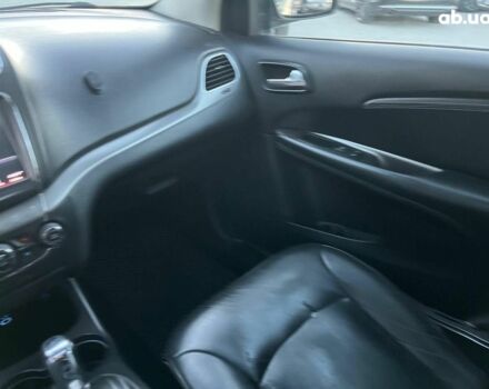 Серый Додж Джорни, объемом двигателя 2.4 л и пробегом 170 тыс. км за 10590 $, фото 23 на Automoto.ua