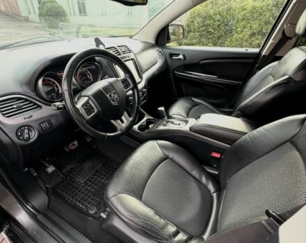 Серый Додж Джорни, объемом двигателя 3.6 л и пробегом 201 тыс. км за 12000 $, фото 3 на Automoto.ua