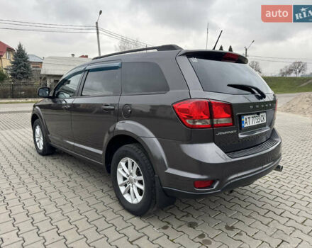 Серый Додж Джорни, объемом двигателя 2.4 л и пробегом 141 тыс. км за 10500 $, фото 30 на Automoto.ua