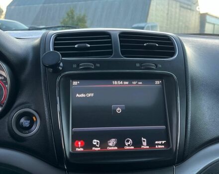 Серый Додж Джорни, объемом двигателя 2.4 л и пробегом 170 тыс. км за 10590 $, фото 17 на Automoto.ua