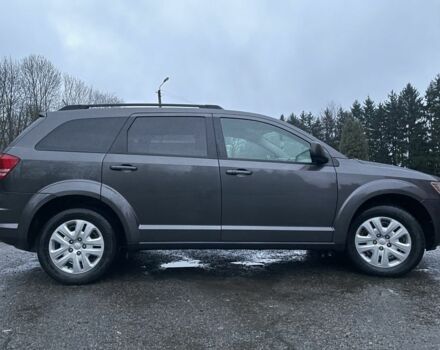 Серый Додж Джорни, объемом двигателя 2.4 л и пробегом 136 тыс. км за 10500 $, фото 3 на Automoto.ua