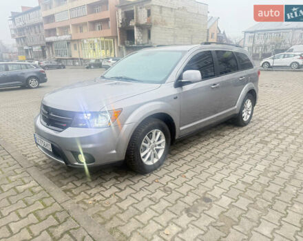 Серый Додж Джорни, объемом двигателя 3.6 л и пробегом 156 тыс. км за 13550 $, фото 1 на Automoto.ua