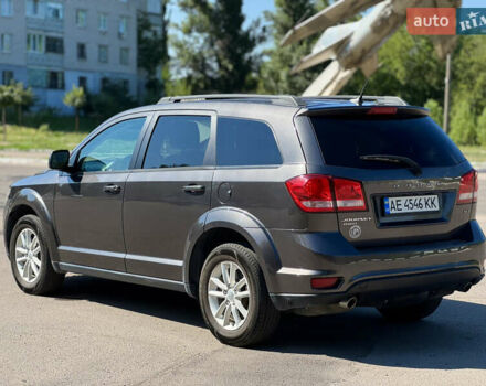 Серый Додж Джорни, объемом двигателя 3.6 л и пробегом 86 тыс. км за 13700 $, фото 3 на Automoto.ua