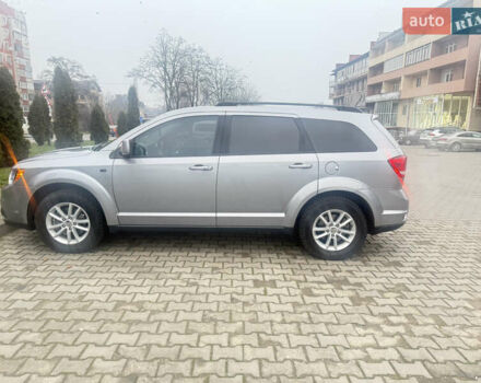 Серый Додж Джорни, объемом двигателя 3.6 л и пробегом 156 тыс. км за 13550 $, фото 4 на Automoto.ua