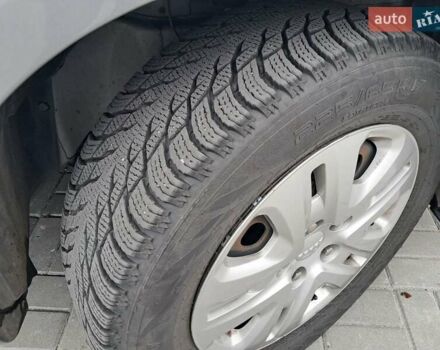 Серый Додж Джорни, объемом двигателя 2.36 л и пробегом 138 тыс. км за 12900 $, фото 6 на Automoto.ua