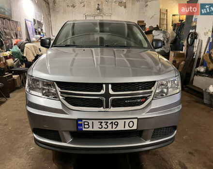 Серый Додж Джорни, объемом двигателя 2.36 л и пробегом 132 тыс. км за 10800 $, фото 1 на Automoto.ua