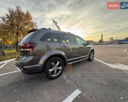 Серый Додж Джорни, объемом двигателя 3.6 л и пробегом 139 тыс. км за 13950 $, фото 5 на Automoto.ua