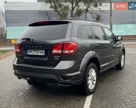 Серый Додж Джорни, объемом двигателя 3.6 л и пробегом 188 тыс. км за 9900 $, фото 3 на Automoto.ua