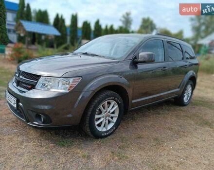 Серый Додж Джорни, объемом двигателя 3.6 л и пробегом 101 тыс. км за 14600 $, фото 5 на Automoto.ua