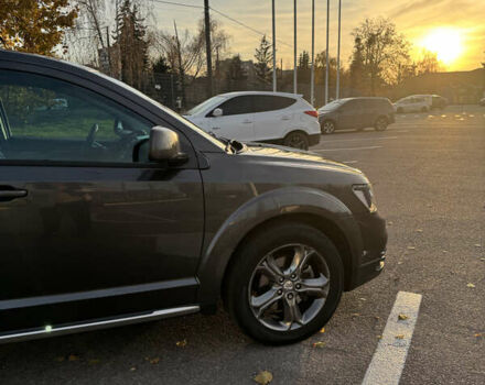 Серый Додж Джорни, объемом двигателя 3.6 л и пробегом 139 тыс. км за 13950 $, фото 8 на Automoto.ua