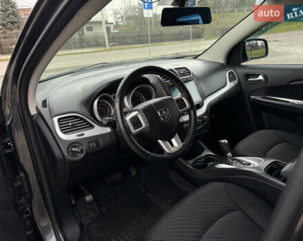 Серый Додж Джорни, объемом двигателя 2.4 л и пробегом 141 тыс. км за 10500 $, фото 37 на Automoto.ua