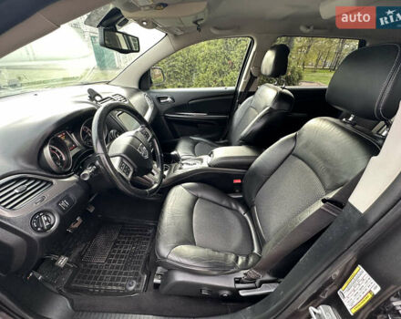 Додж Джорни 2016 в Днепре (Днепропетровске) на Automoto.ua Серый Додж Джорни, объемом двигателя 3.6 л и пробегом 201 тыс. км за 12999 $, фото 11 на Automoto.ua