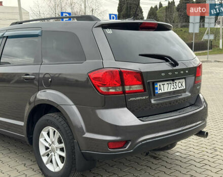 Серый Додж Джорни, объемом двигателя 2.4 л и пробегом 141 тыс. км за 10500 $, фото 29 на Automoto.ua