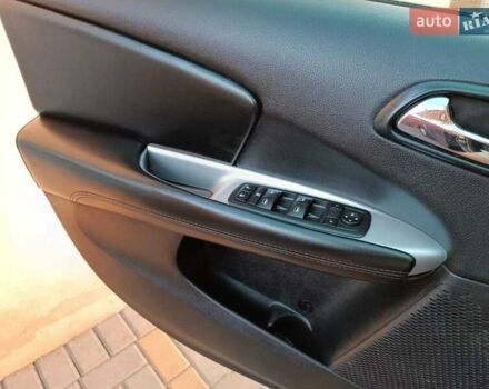 Серый Додж Джорни, объемом двигателя 3.6 л и пробегом 101 тыс. км за 14600 $, фото 13 на Automoto.ua