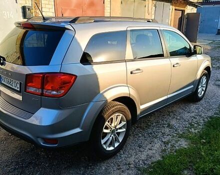 Серый Додж Джорни, объемом двигателя 2.4 л и пробегом 227 тыс. км за 12600 $, фото 3 на Automoto.ua