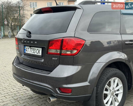 Серый Додж Джорни, объемом двигателя 2.4 л и пробегом 141 тыс. км за 10500 $, фото 25 на Automoto.ua