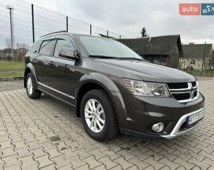 Серый Додж Джорни, объемом двигателя 2.4 л и пробегом 141 тыс. км за 10500 $, фото 22 на Automoto.ua