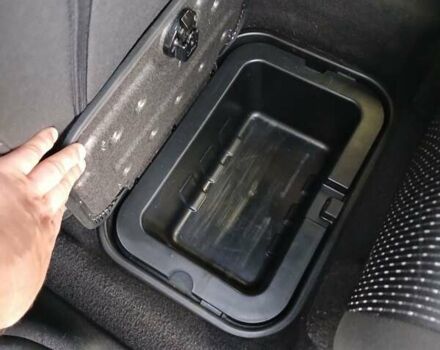Сірий Додж Джорні, об'ємом двигуна 2.36 л та пробігом 210 тис. км за 11500 $, фото 22 на Automoto.ua