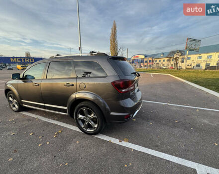 Серый Додж Джорни, объемом двигателя 3.6 л и пробегом 139 тыс. км за 13950 $, фото 25 на Automoto.ua