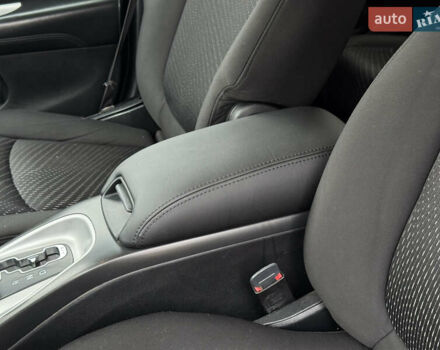 Серый Додж Джорни, объемом двигателя 2.4 л и пробегом 141 тыс. км за 10500 $, фото 40 на Automoto.ua