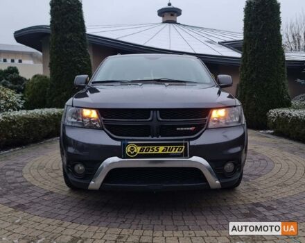 Серый Додж Джорни, объемом двигателя 3.6 л и пробегом 270 тыс. км за 11990 $, фото 1 на Automoto.ua