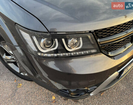 Серый Додж Джорни, объемом двигателя 3.6 л и пробегом 139 тыс. км за 13950 $, фото 88 на Automoto.ua