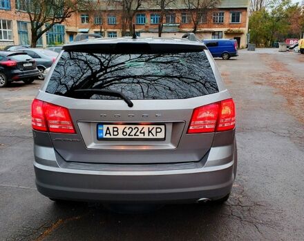 Серый Додж Джорни, объемом двигателя 2.4 л и пробегом 180 тыс. км за 11500 $, фото 11 на Automoto.ua