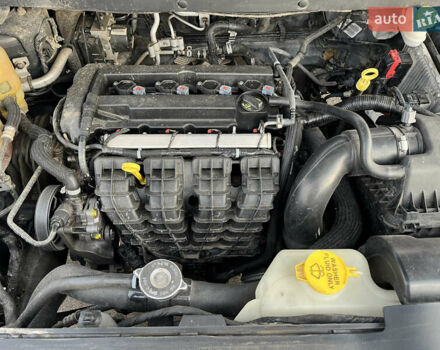 Серый Додж Джорни, объемом двигателя 2.4 л и пробегом 174 тыс. км за 10800 $, фото 22 на Automoto.ua