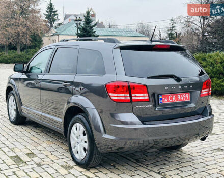 Серый Додж Джорни, объемом двигателя 2.36 л и пробегом 165 тыс. км за 10999 $, фото 5 на Automoto.ua