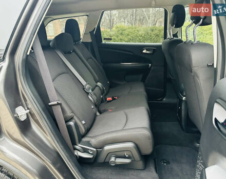 Серый Додж Джорни, объемом двигателя 2.36 л и пробегом 165 тыс. км за 10999 $, фото 20 на Automoto.ua