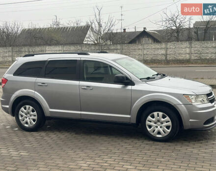 Серый Додж Джорни, объемом двигателя 2.4 л и пробегом 278 тыс. км за 10650 $, фото 6 на Automoto.ua