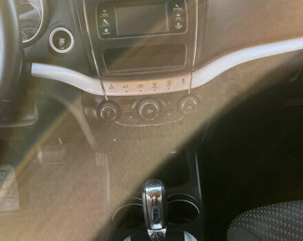 Серый Додж Джорни, объемом двигателя 2.36 л и пробегом 192 тыс. км за 12400 $, фото 11 на Automoto.ua