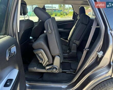 Серый Додж Джорни, объемом двигателя 3.6 л и пробегом 159 тыс. км за 15400 $, фото 10 на Automoto.ua