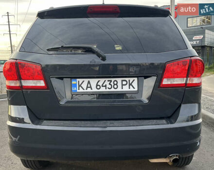 Серый Додж Джорни, объемом двигателя 2.4 л и пробегом 174 тыс. км за 10800 $, фото 2 на Automoto.ua