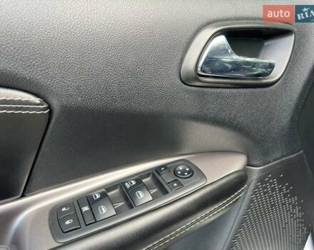 Серый Додж Джорни, объемом двигателя 3.6 л и пробегом 135 тыс. км за 16100 $, фото 13 на Automoto.ua