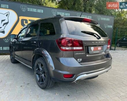 Серый Додж Джорни, объемом двигателя 3.6 л и пробегом 135 тыс. км за 16100 $, фото 6 на Automoto.ua