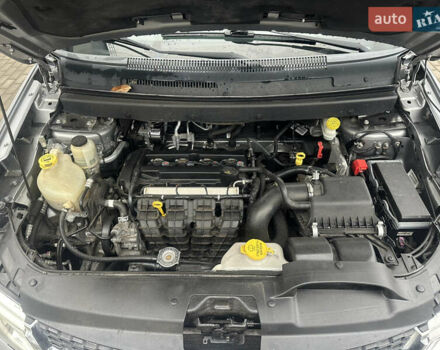 Серый Додж Джорни, объемом двигателя 2.4 л и пробегом 278 тыс. км за 10650 $, фото 21 на Automoto.ua