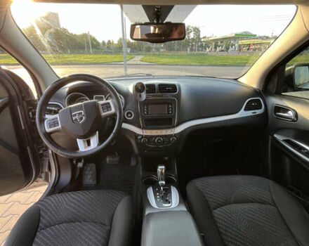 Серый Додж Джорни, объемом двигателя 2.36 л и пробегом 192 тыс. км за 12400 $, фото 10 на Automoto.ua