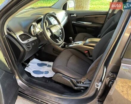 Сірий Додж Джорні, об'ємом двигуна 2.36 л та пробігом 164 тис. км за 8999 $, фото 16 на Automoto.ua