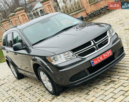 Серый Додж Джорни, объемом двигателя 2.36 л и пробегом 165 тыс. км за 10999 $, фото 8 на Automoto.ua