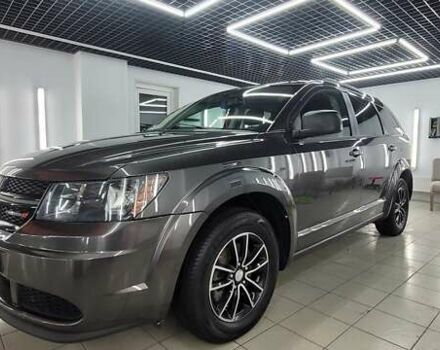 Серый Додж Джорни, объемом двигателя 2.36 л и пробегом 190 тыс. км за 14500 $, фото 4 на Automoto.ua