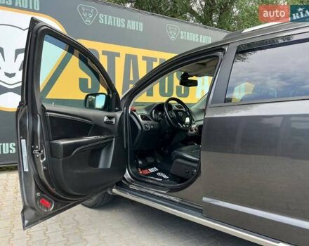 Серый Додж Джорни, объемом двигателя 3.6 л и пробегом 135 тыс. км за 16100 $, фото 12 на Automoto.ua