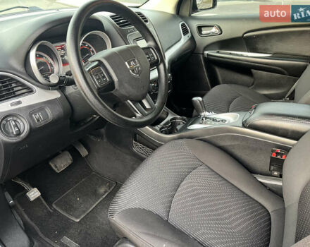 Серый Додж Джорни, объемом двигателя 2.4 л и пробегом 174 тыс. км за 10800 $, фото 14 на Automoto.ua